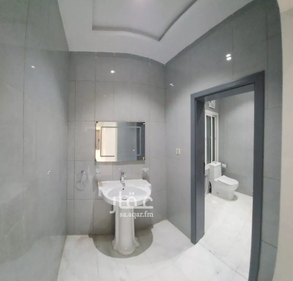 عمارة 600 م² في النخيل 2