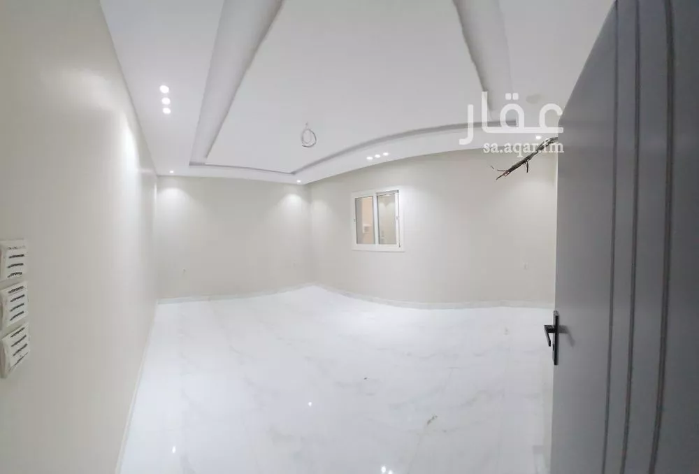 عمارة 600 م² في النخيل 12