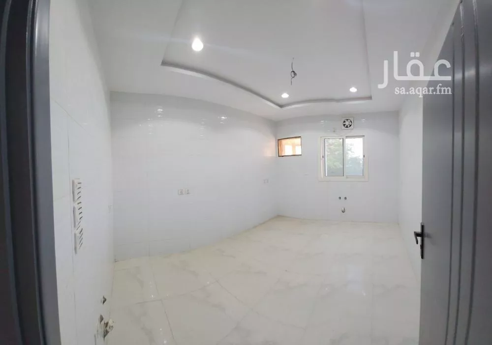 عمارة 600 م² في النخيل 6