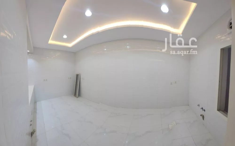 عمارة 600 م² في النخيل 8