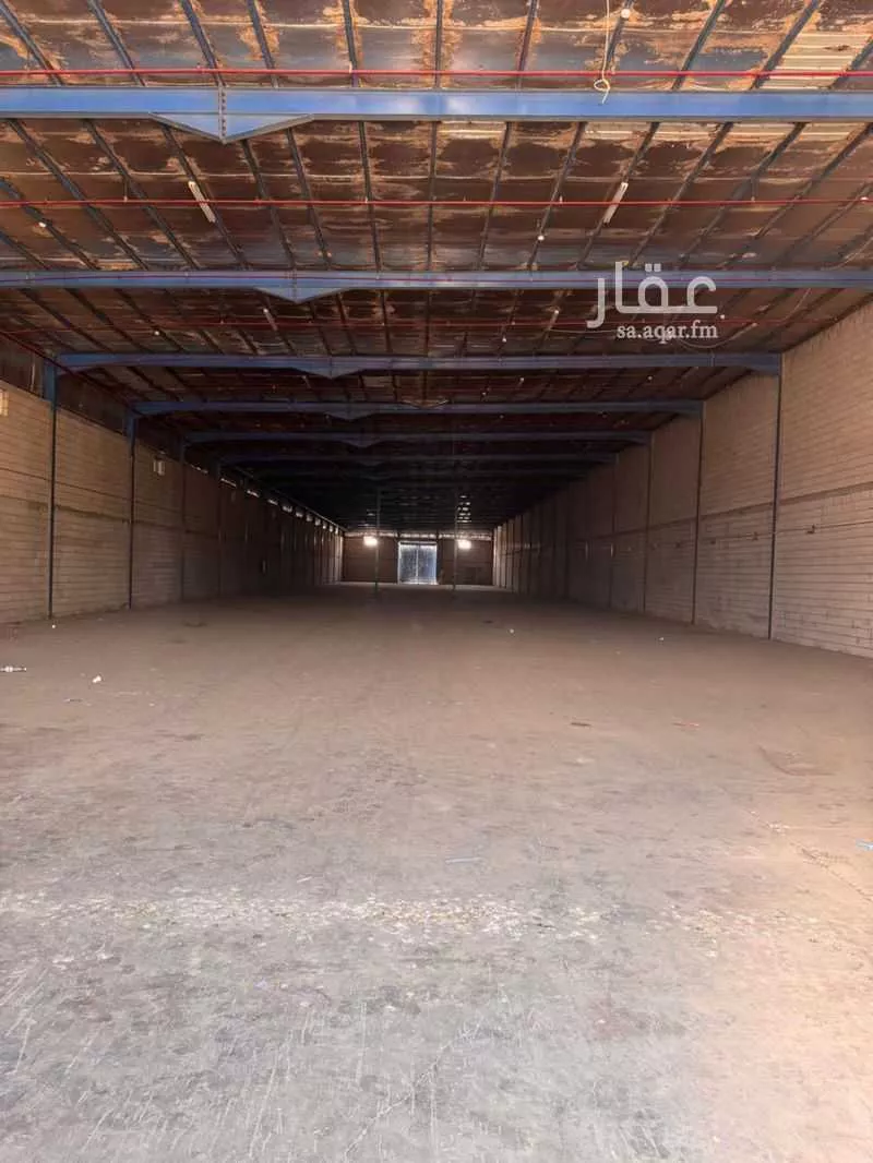 2520 sqm warehouse in Al Wadi 2