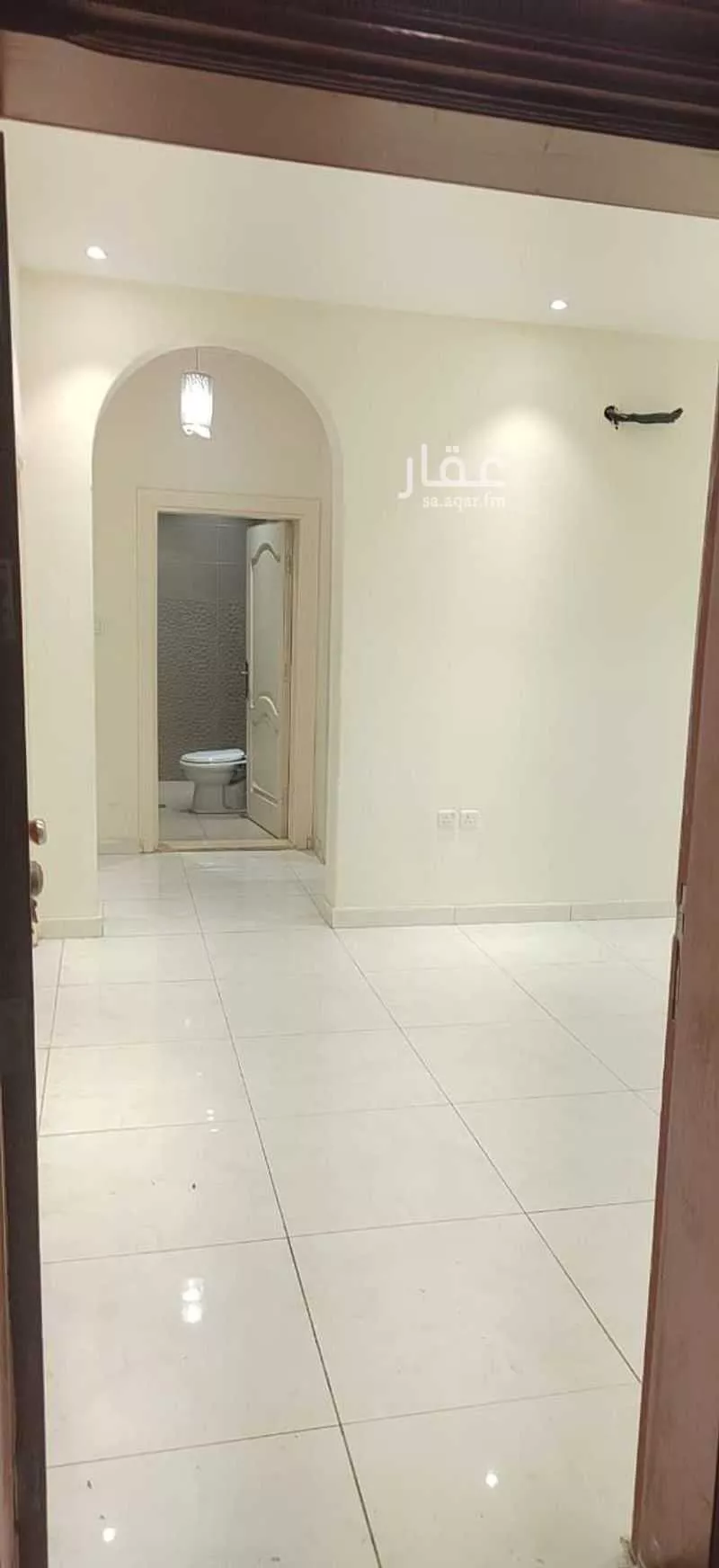 عمارة 1680 م² في مشرفة 10