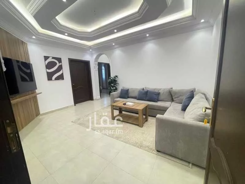 683 sqm building in Al Ajawid 4