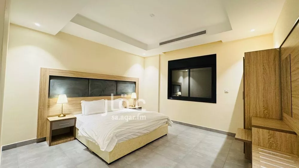 عمارة 2023 م² في الرويس 8