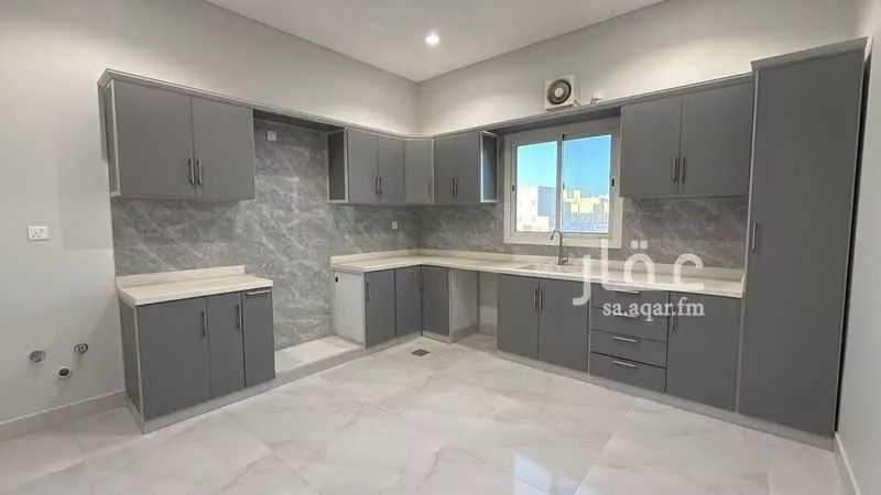 625 sqm building in Az Zomorod 13