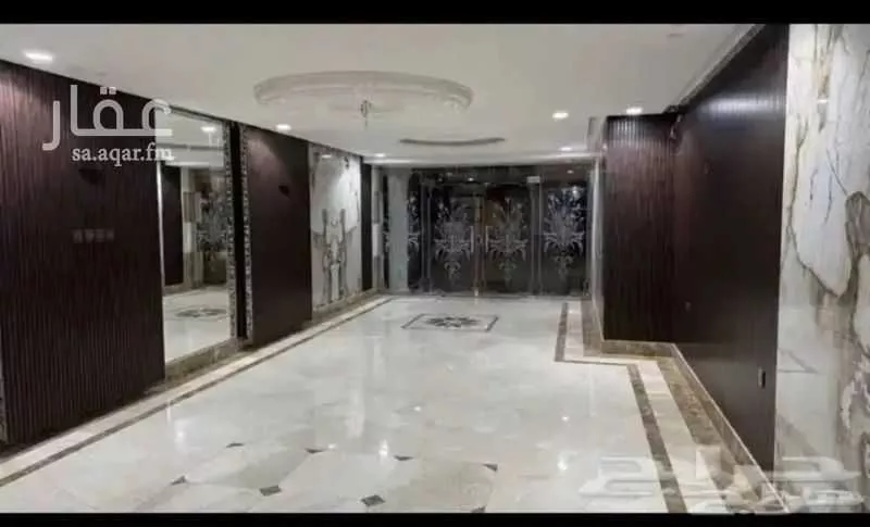عمارة 690 م² في الريان 2