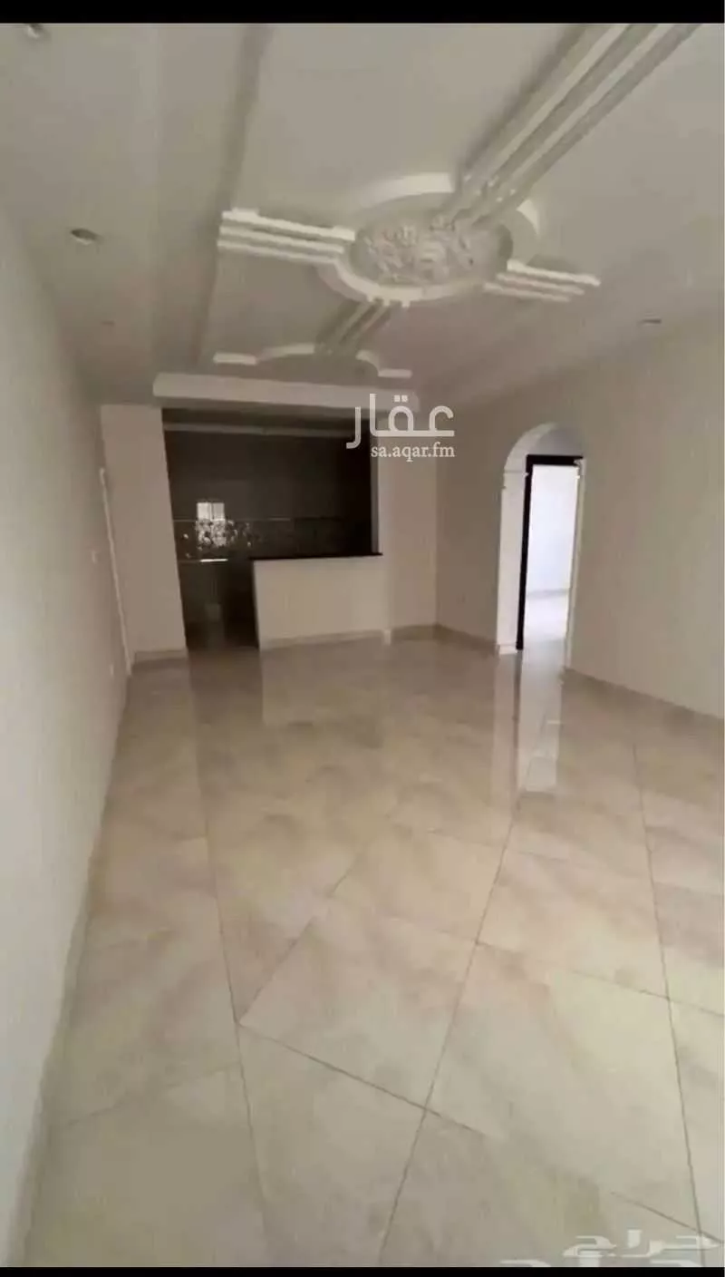 عمارة 690 م² في الريان 9