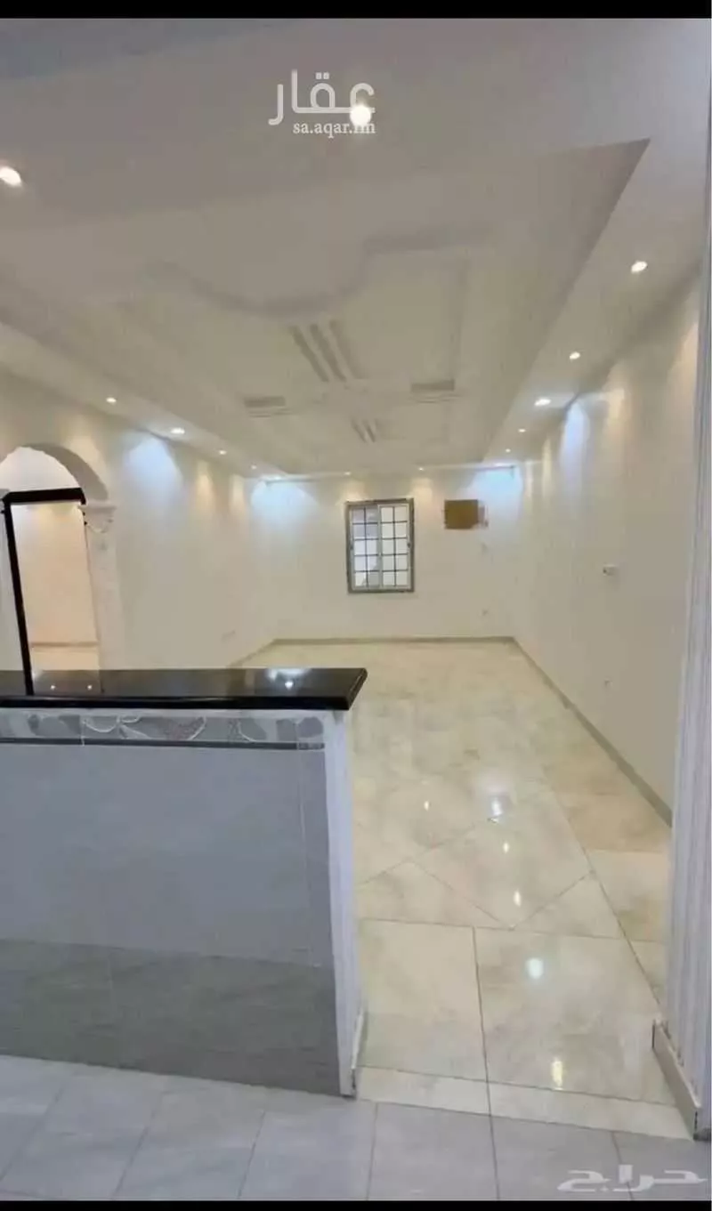 عمارة 690 م² في الريان 10