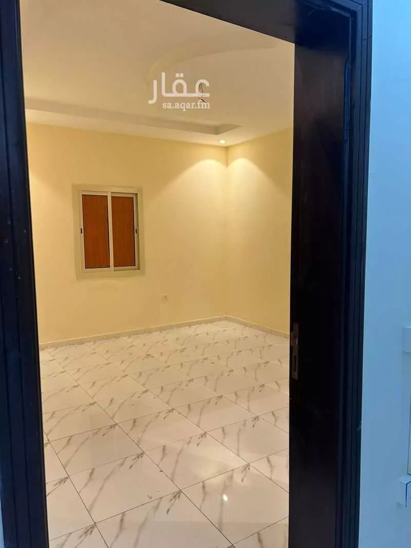 عمارة 793 م² في الريان 3