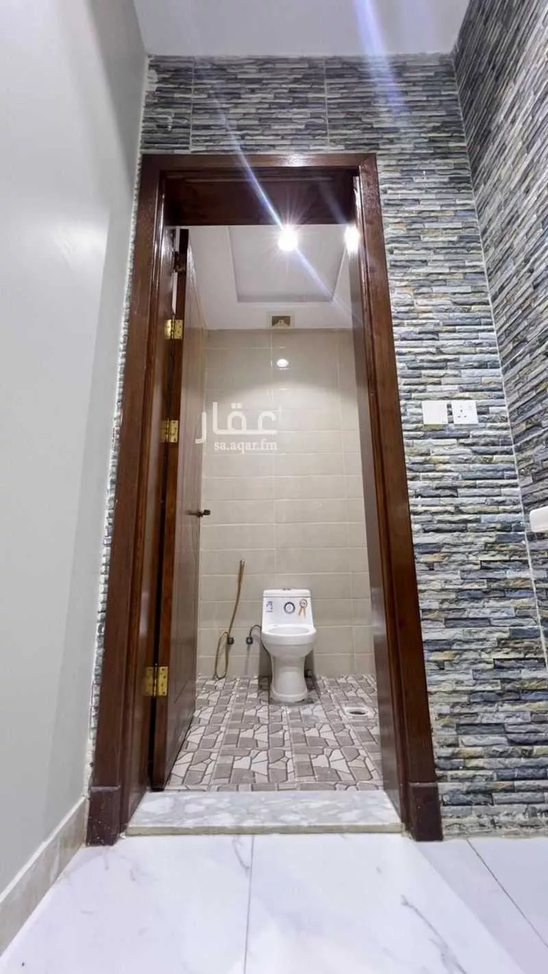 600 sqm building in Al Safa 3