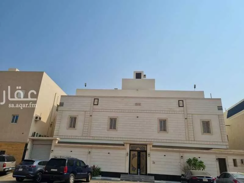 عمارة 600 م² في الصالحية 12