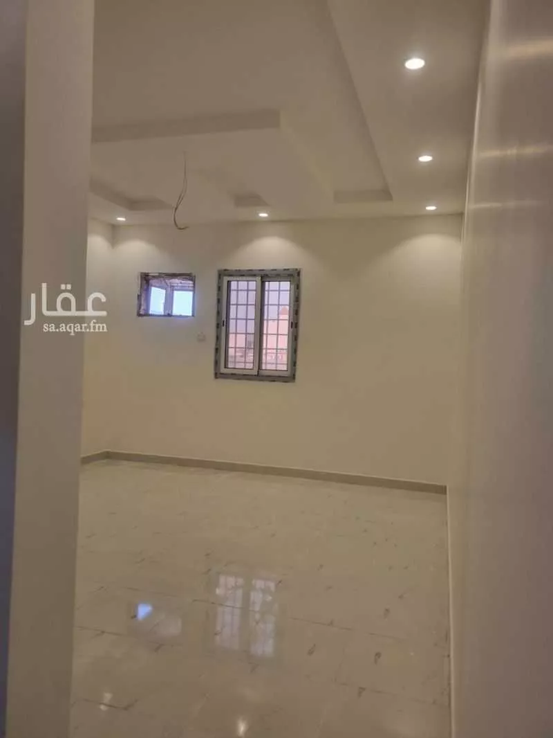 عمارة 600 م² في الصالحية 14