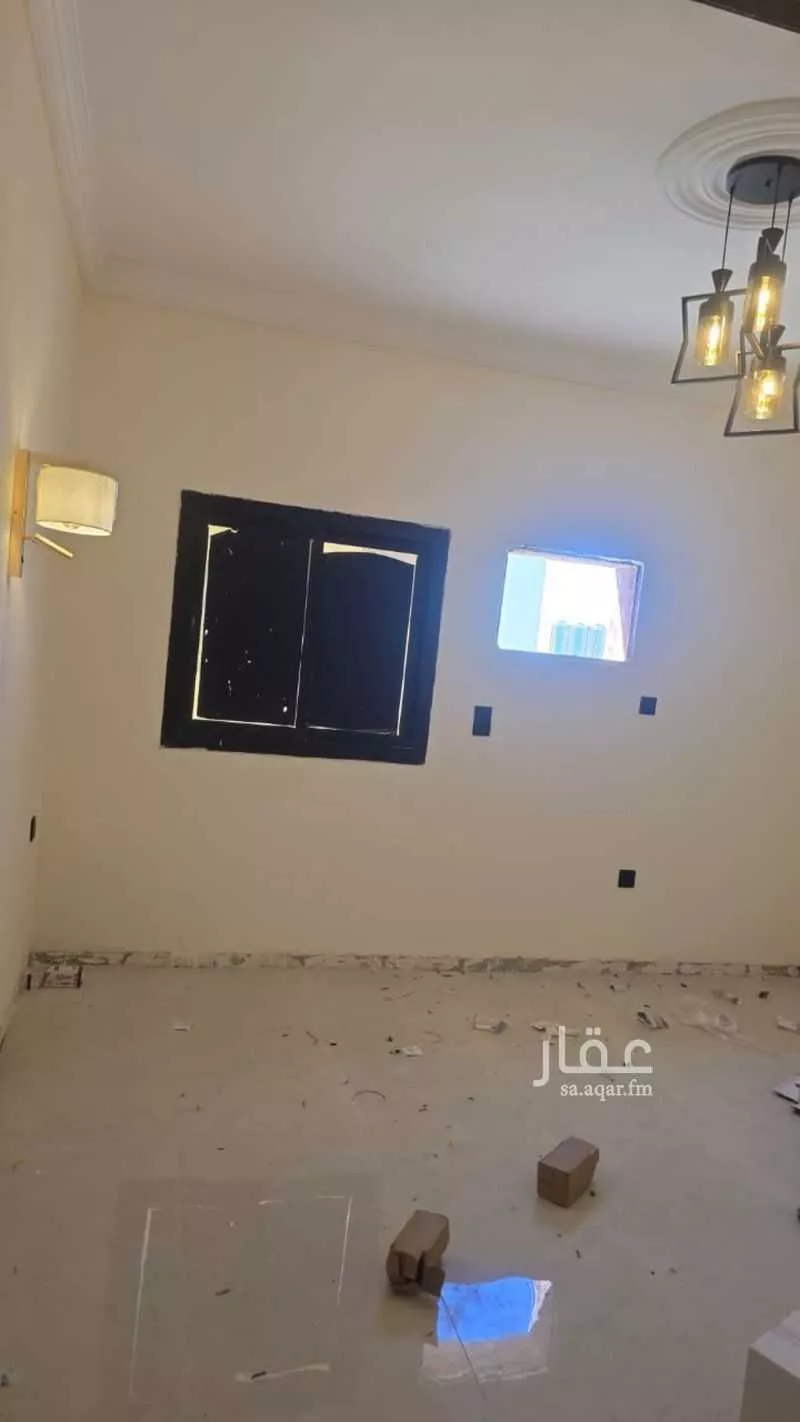 عمارة 600 م² في النهضة 6