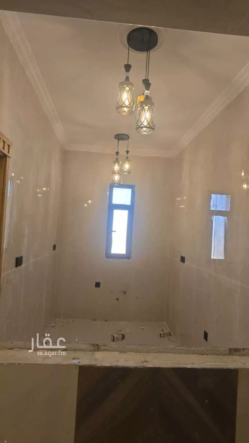 عمارة 600 م² في النهضة 8