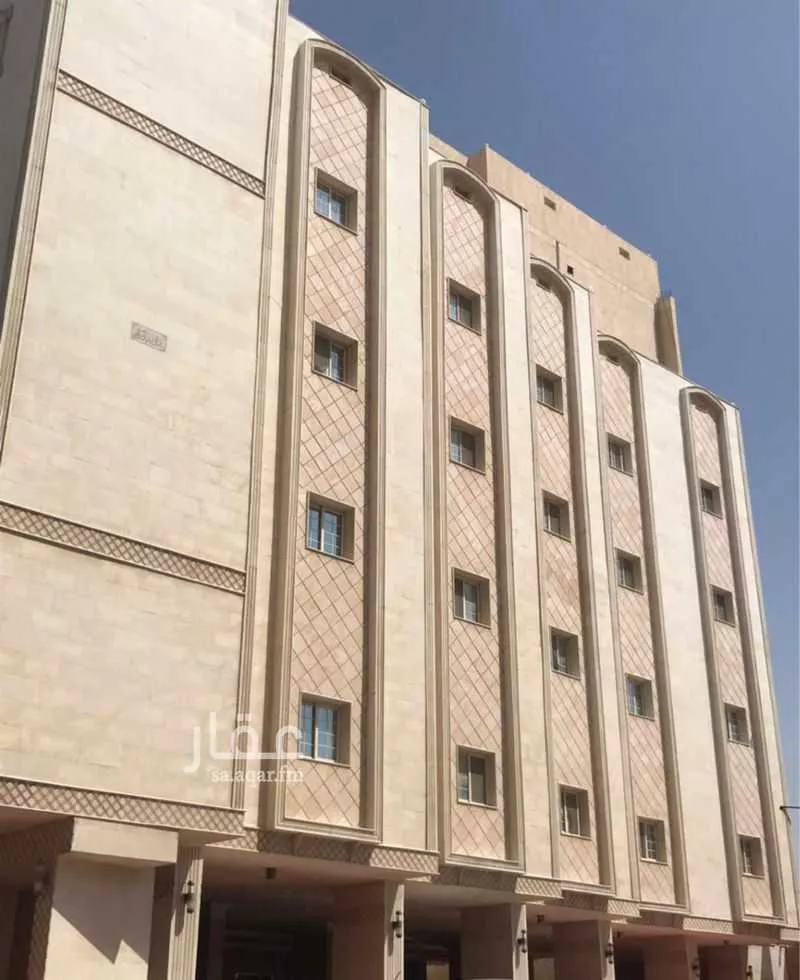 عمارة 816 م² في المروة 3