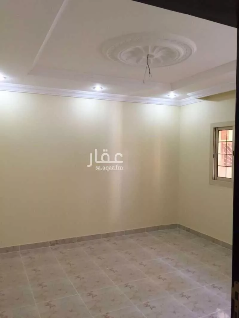 عمارة 816 م² في المروة 4
