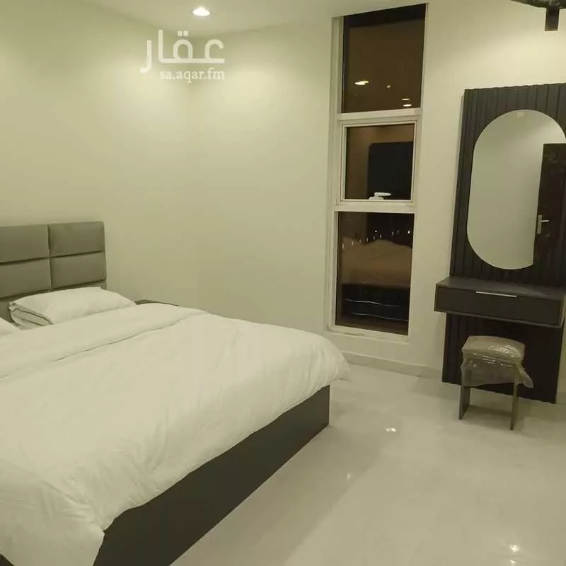 1400 sqm building in Al Falah 6