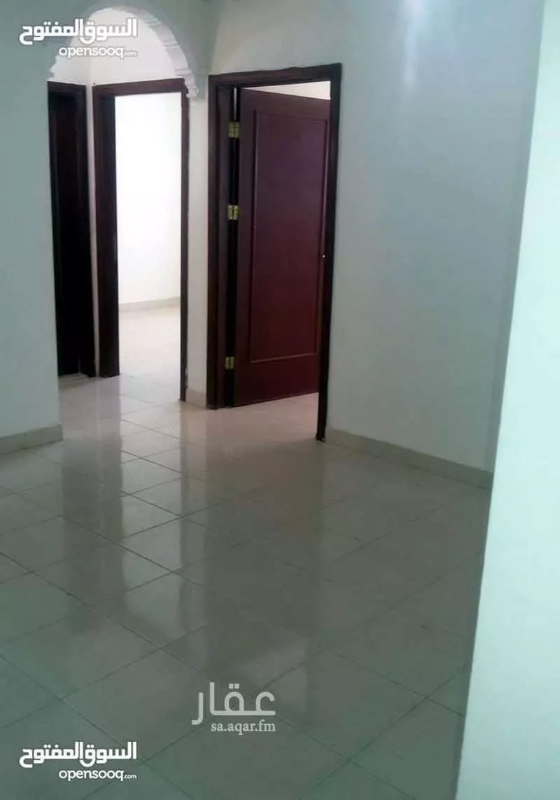 عمارة 2405 م² في مشرفة 2