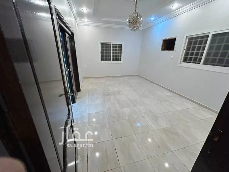 عمارة 600 م² في الأجاويد 7