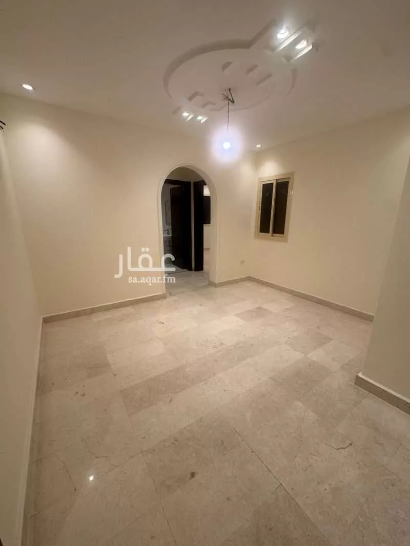 عمارة 1504 م² في العزيزية 6
