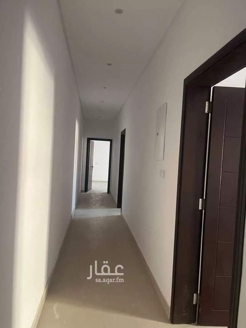 عمارة 1800 م² في الفلاح 5