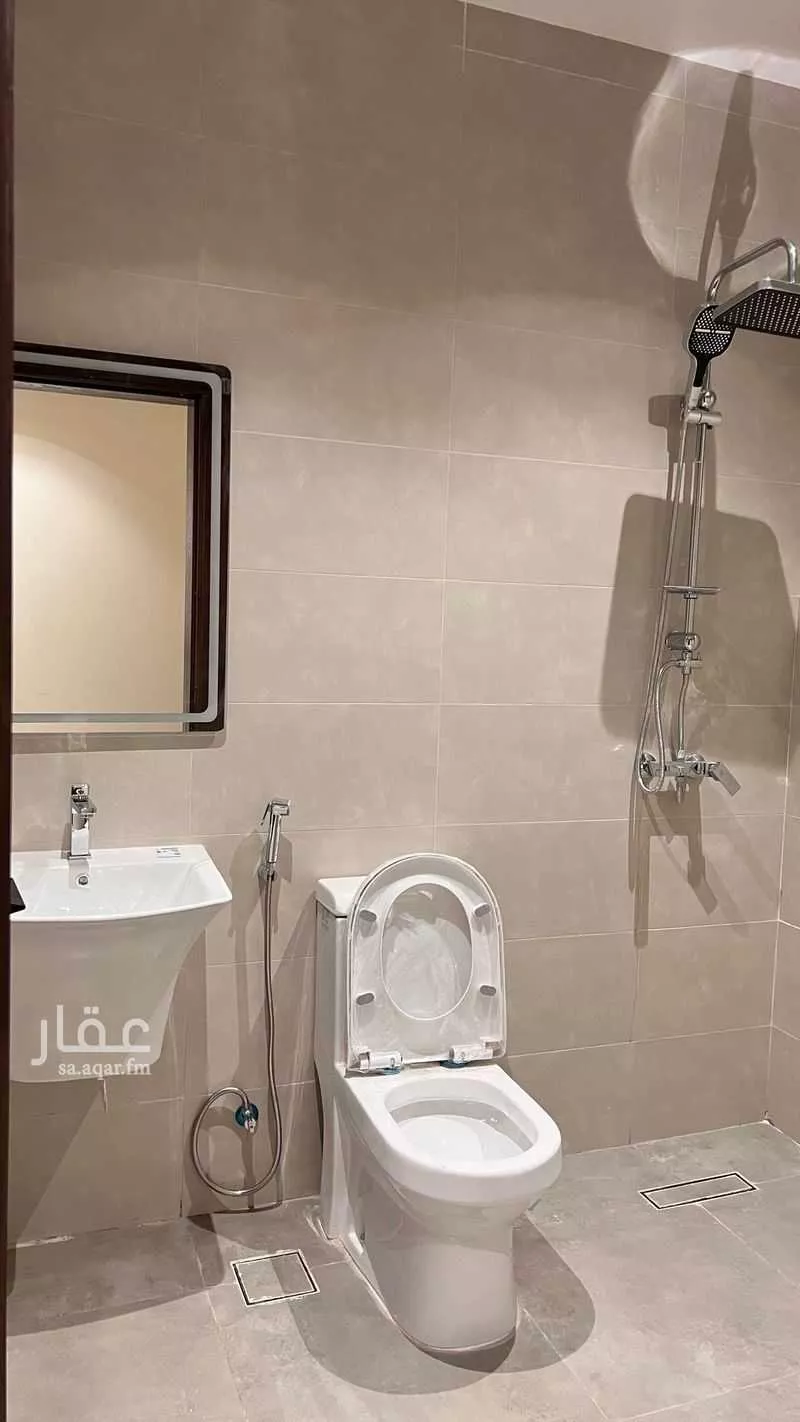 439 sqm building in Al Safa 12