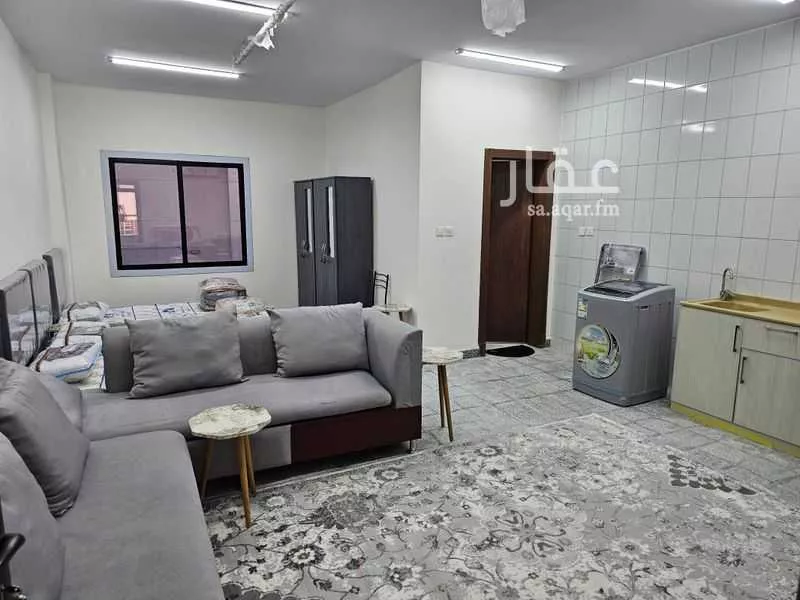 500 sqm building in Al Sharafiyah 7