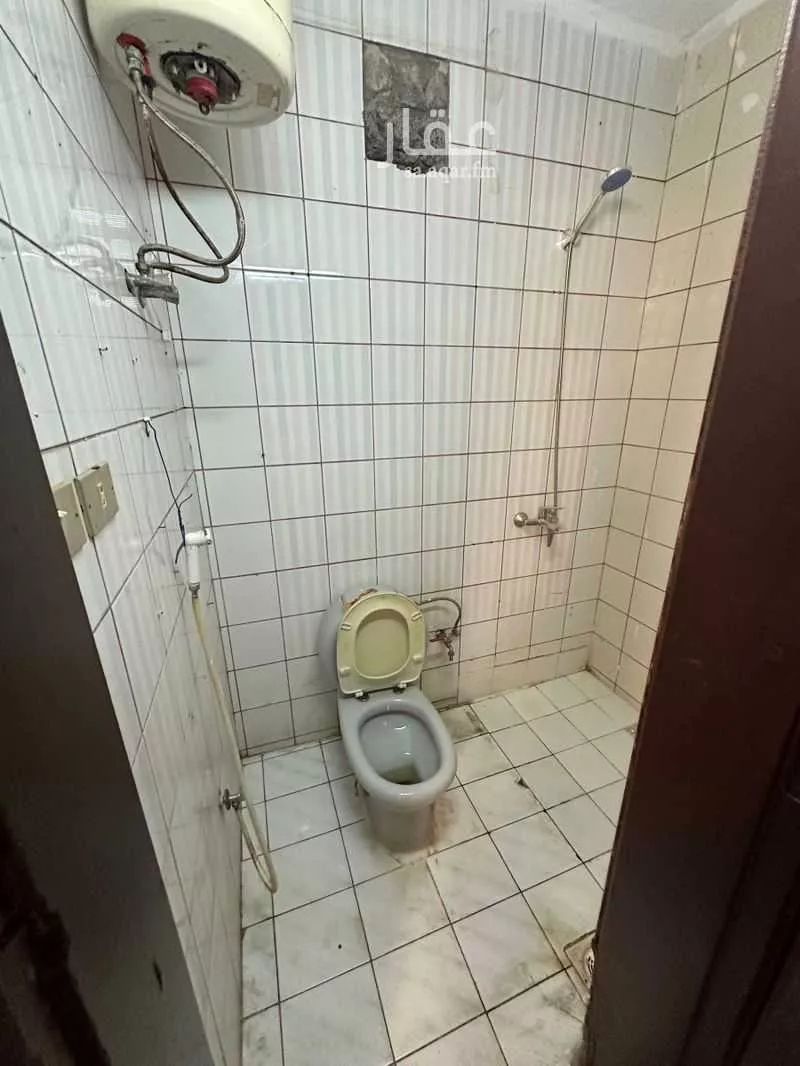 2 bedroom building in Al Rehab, Jeddah 6