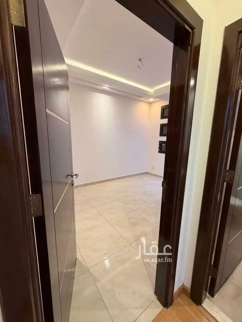 عمارة 440 م² في الروضة 9