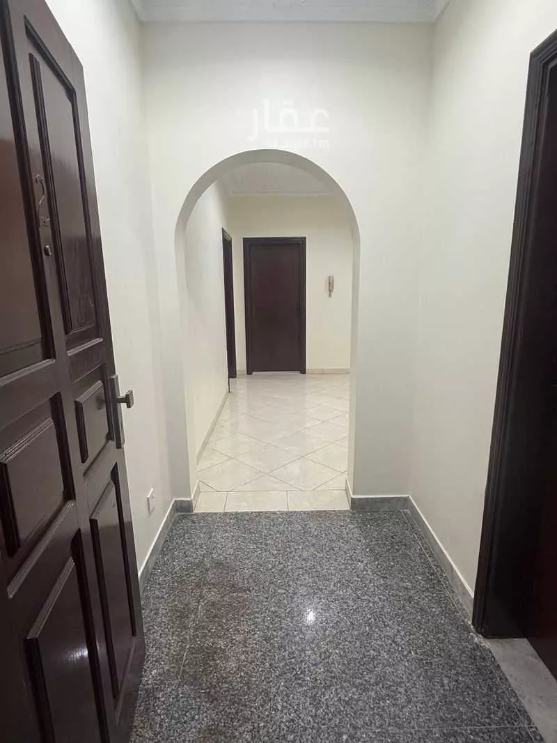عمارة 1181 م² في البوادي 10