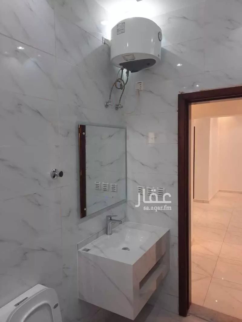عمارة 750 م² في الصالحية 15