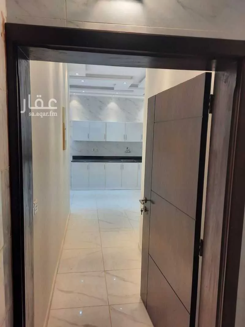 عمارة 750 م² في الصالحية 22