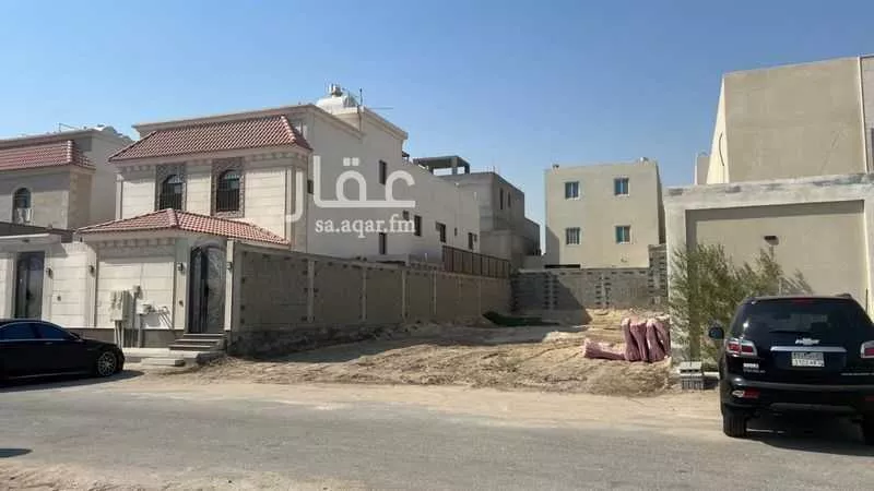437 sqm land in Al Amwaj 4
