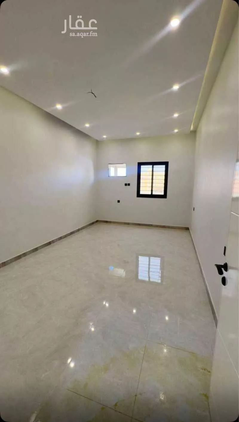 شقة في المطار