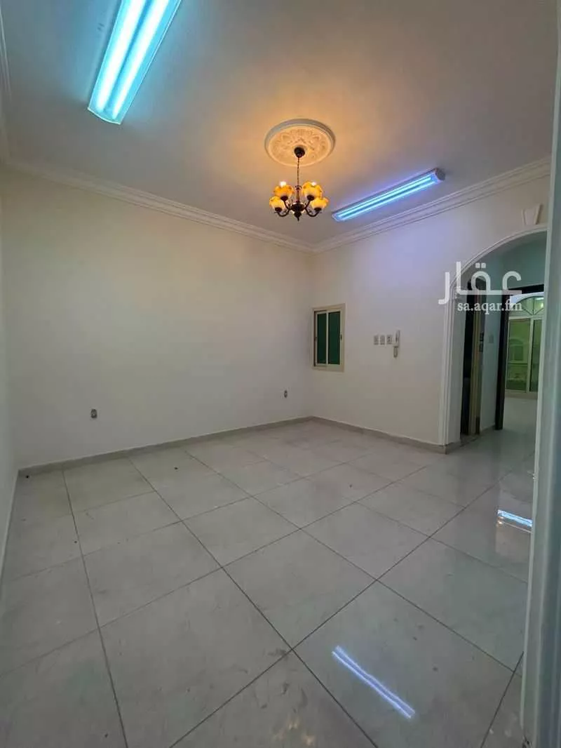 2 bedroom building in Al Thuqbah, Eastern Province 7