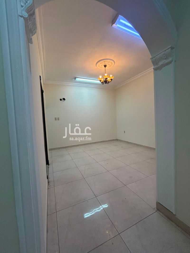 2 bedroom building in Al Thuqbah, Eastern Province 5