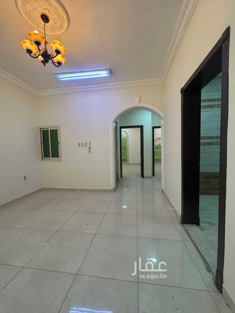 2 bedroom building in Al Thuqbah, Eastern Province 6