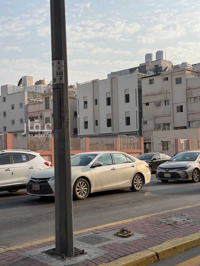 shop in Al Adamah, Eastern Province 3