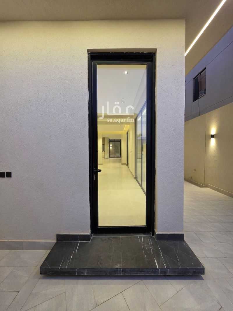 6 bedroom villa in Ash Sharq, Riyadh 8