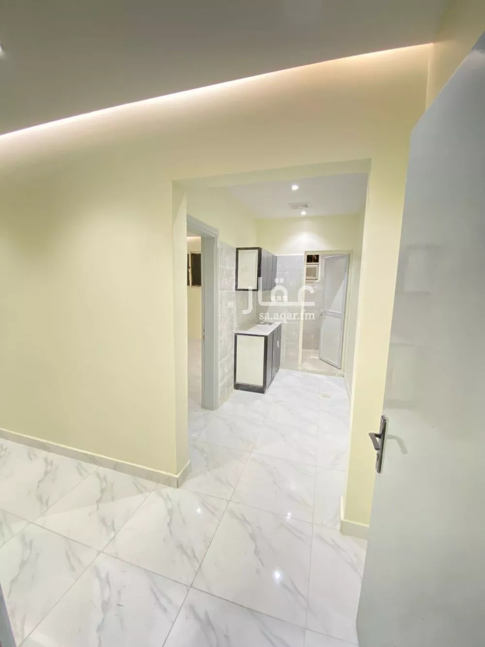 1 bedroom apartment in As Suwaidi Al Gharabi 5