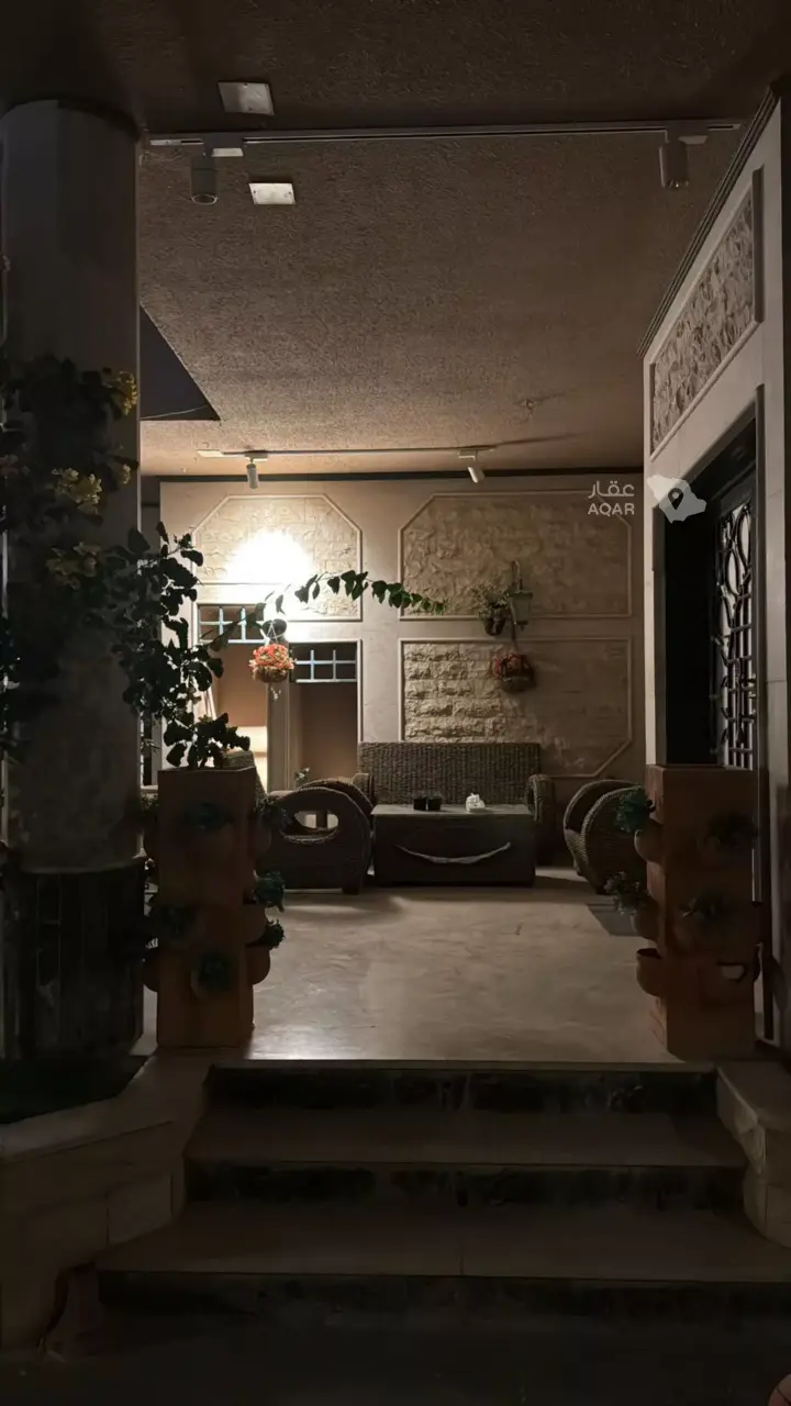 3 bedroom villa in King Fahd, Riyadh