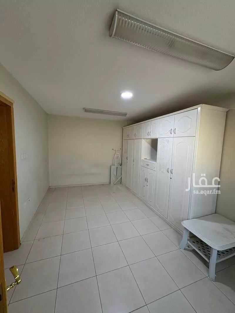 5 bedroom villa in Al Shuhada, Riyadh 13