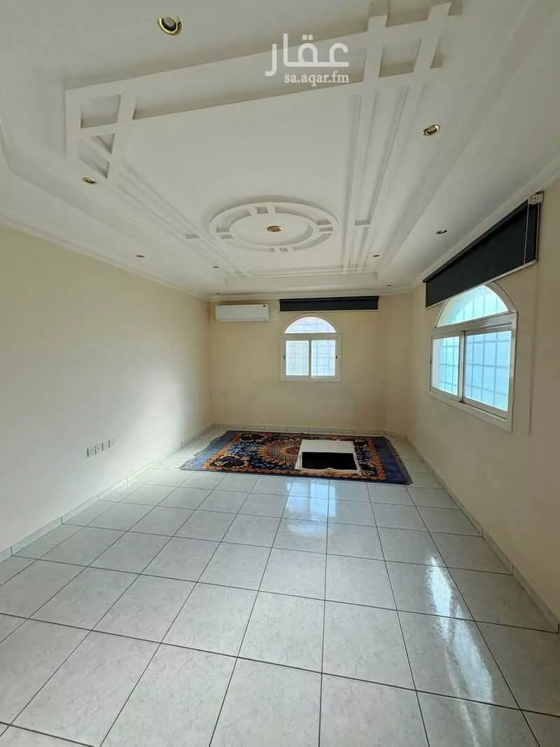 5 bedroom villa in Al Shuhada, Riyadh 14