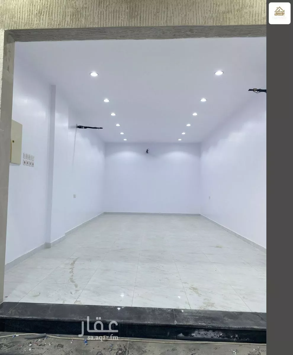 613 sqm shop in Al Salam 5
