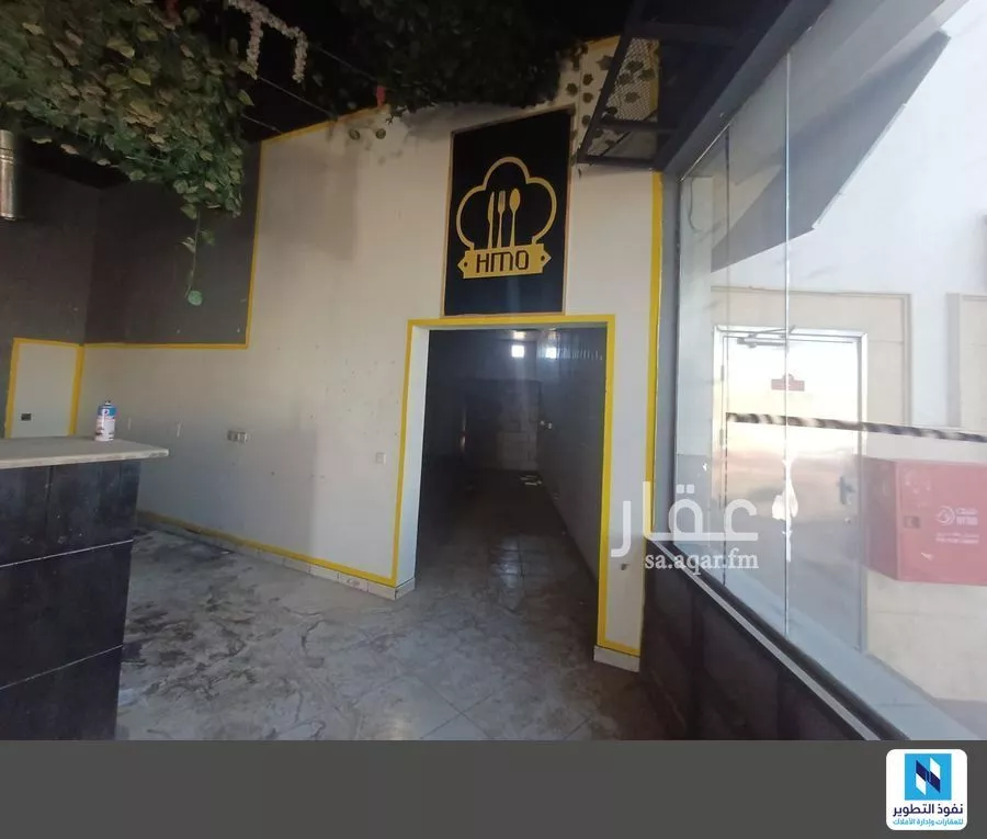 100 sqm shop in King Fahd 4