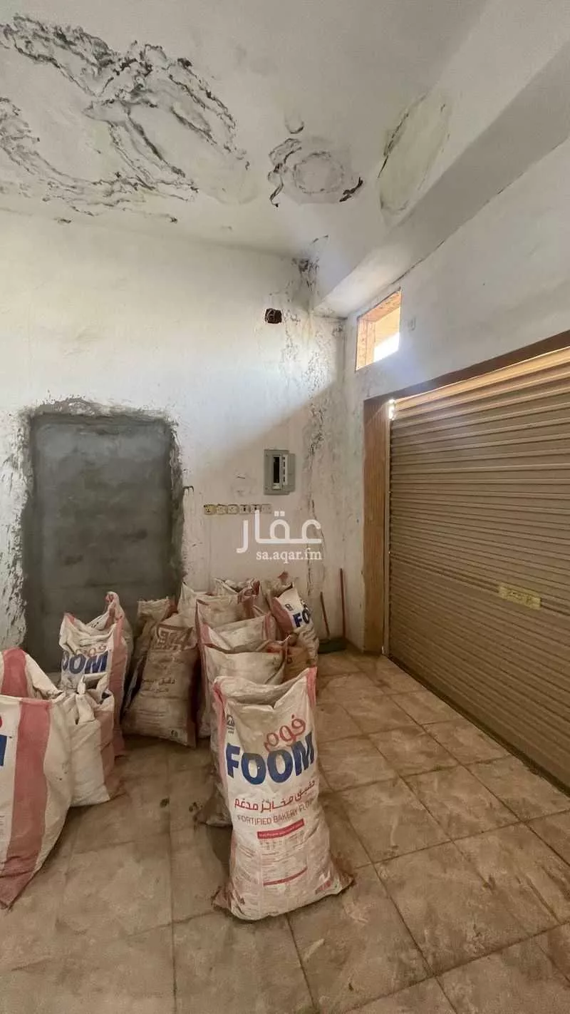 محل 625 م² في سكة الحديد 2