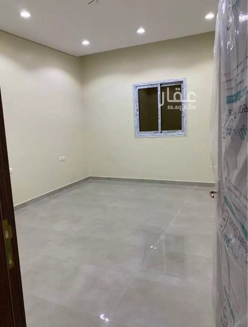 عمارة 917 م² في المبعوث 7