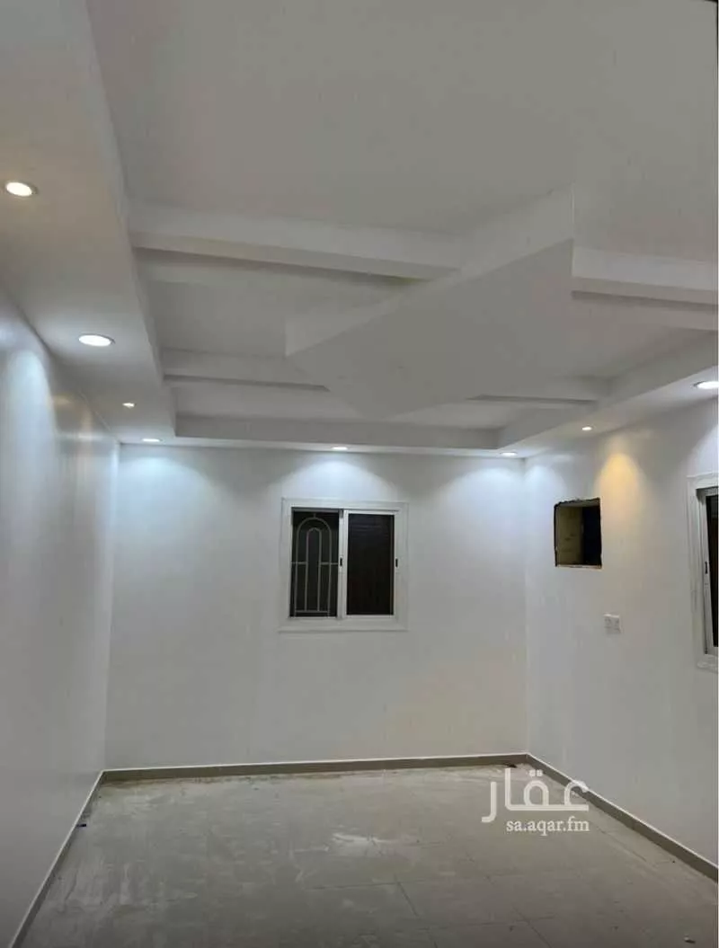 عمارة 500 م² في العزيزية 9