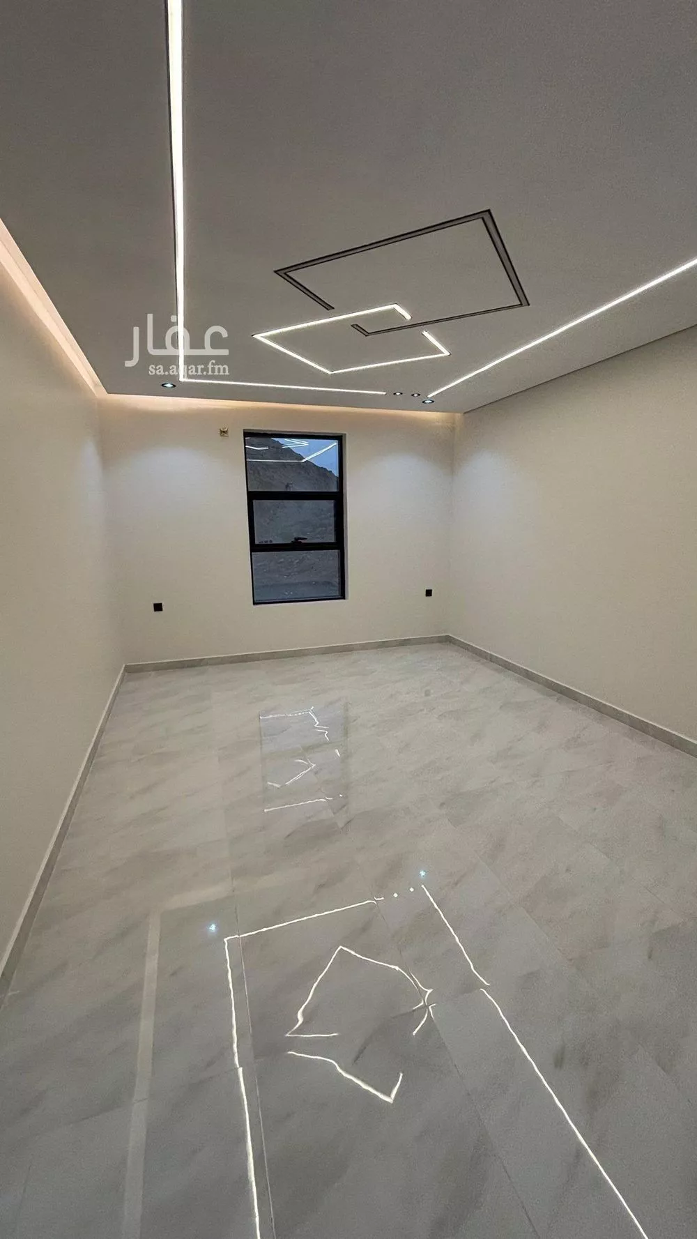 عمارة 309 م² في الدفاع 11