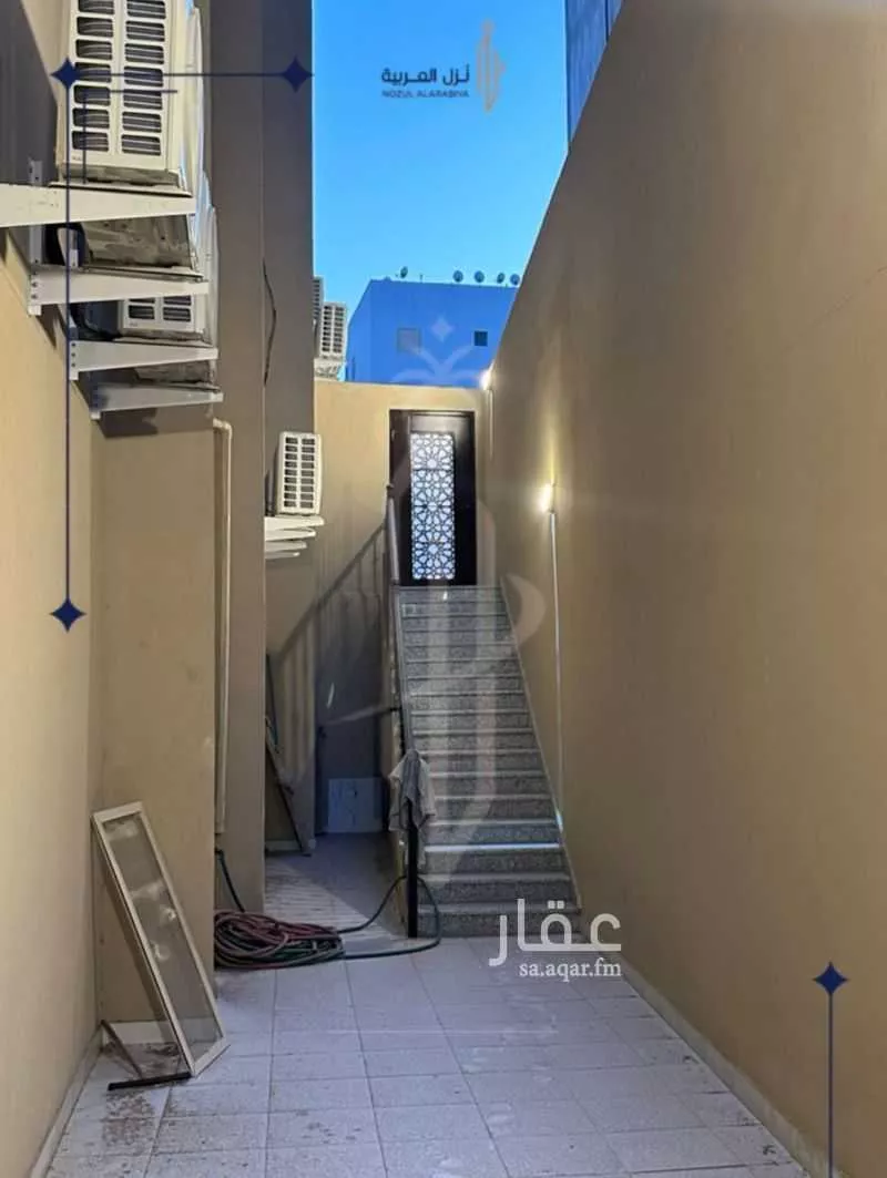666 sqm building in Al Khalidiyyah 21